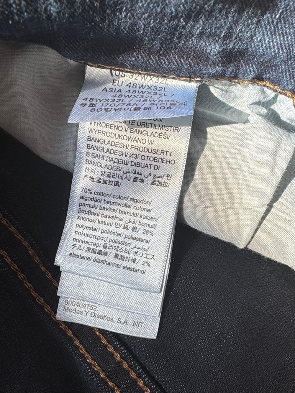Calvin Klein / Men's Dark Blue Straight Fit Jeans - Picture 5 of 6